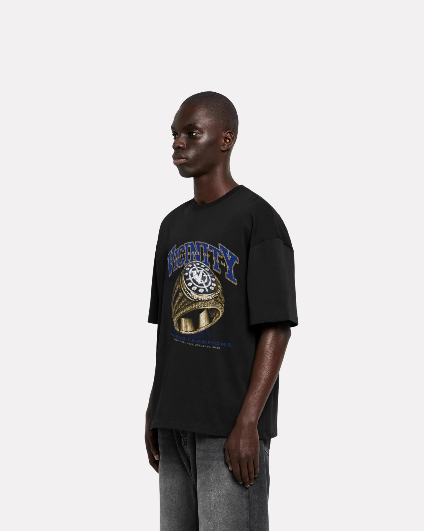 VICINITY - CHAMPION RING TEE BLACK