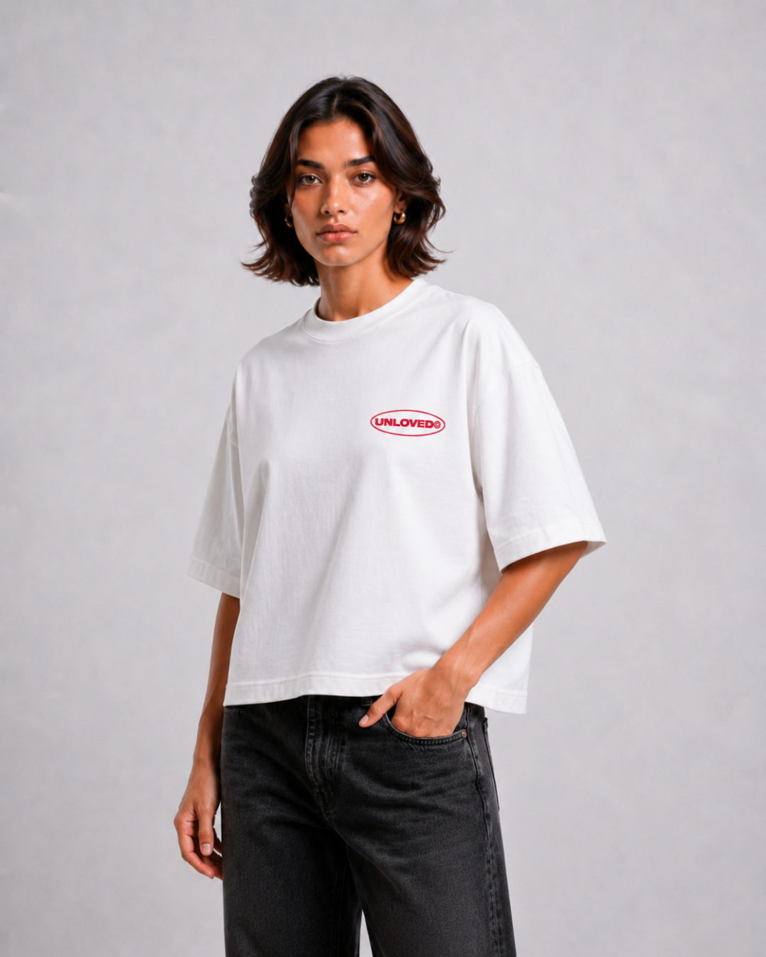 Unloved - Red flag boxy tee bianca