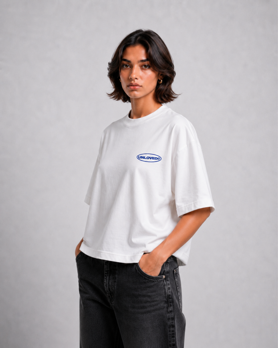 Unloved - Therapist boxy tee bianca