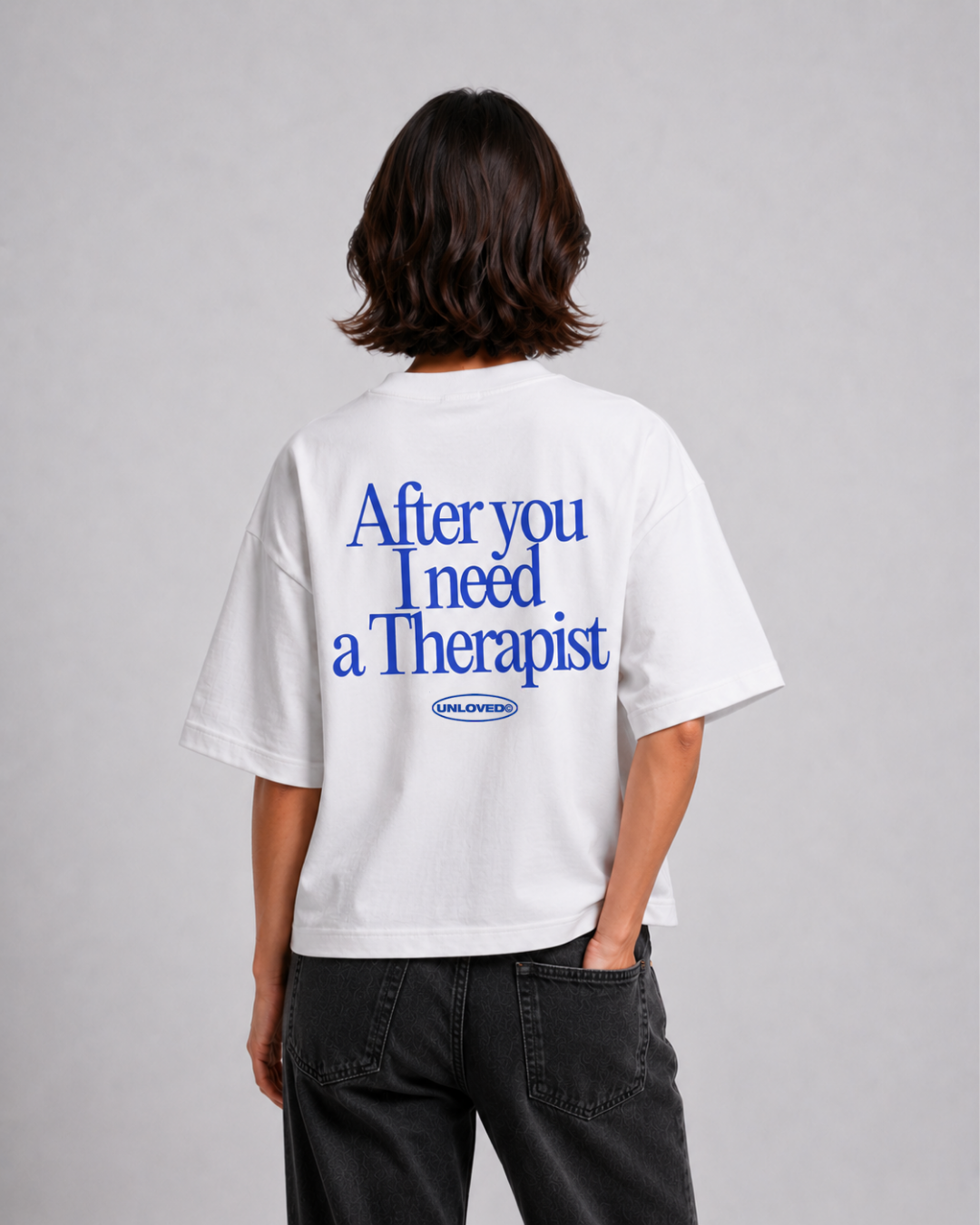 Unloved - Therapist boxy tee bianca