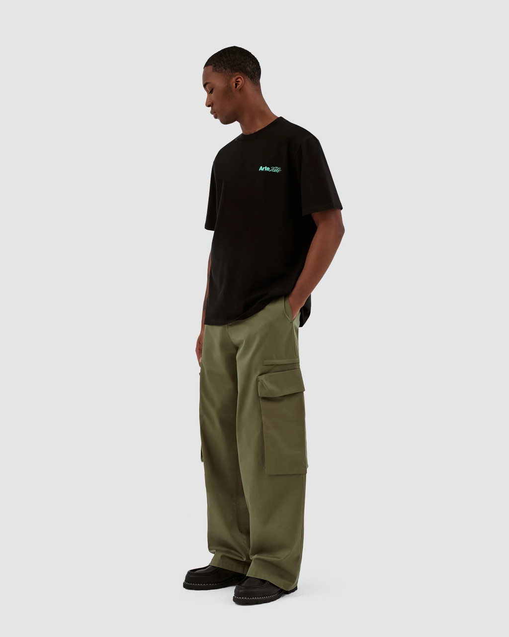 ARTE ANTWERP - PARK POCKET PANTS DARK GREEN