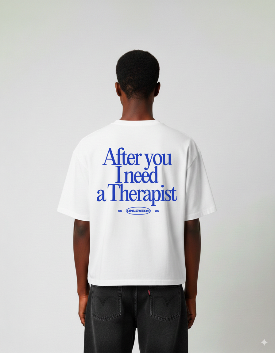 Unloved - Therapist boxy tee bianca