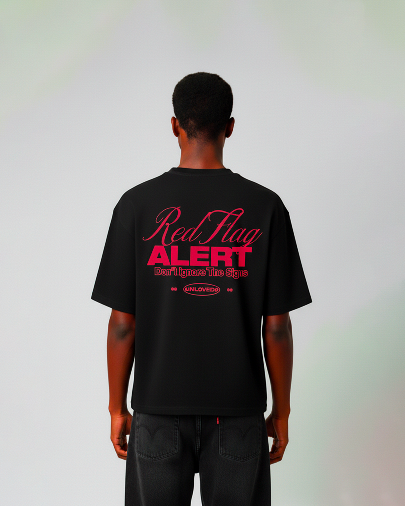 Unloved - Red flag boxy tee nera