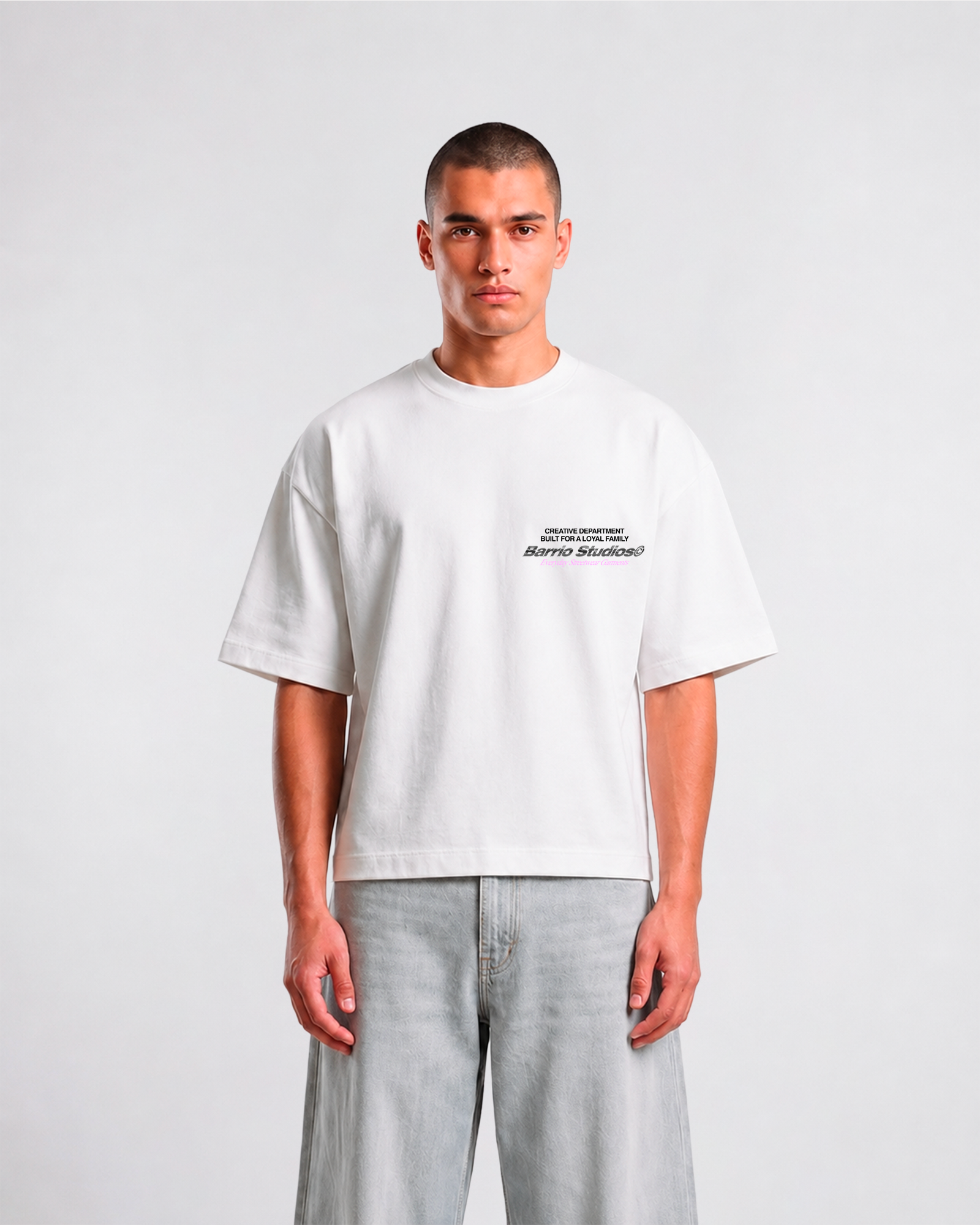 Barrio Studios - Chrome logo boxy tee bianco