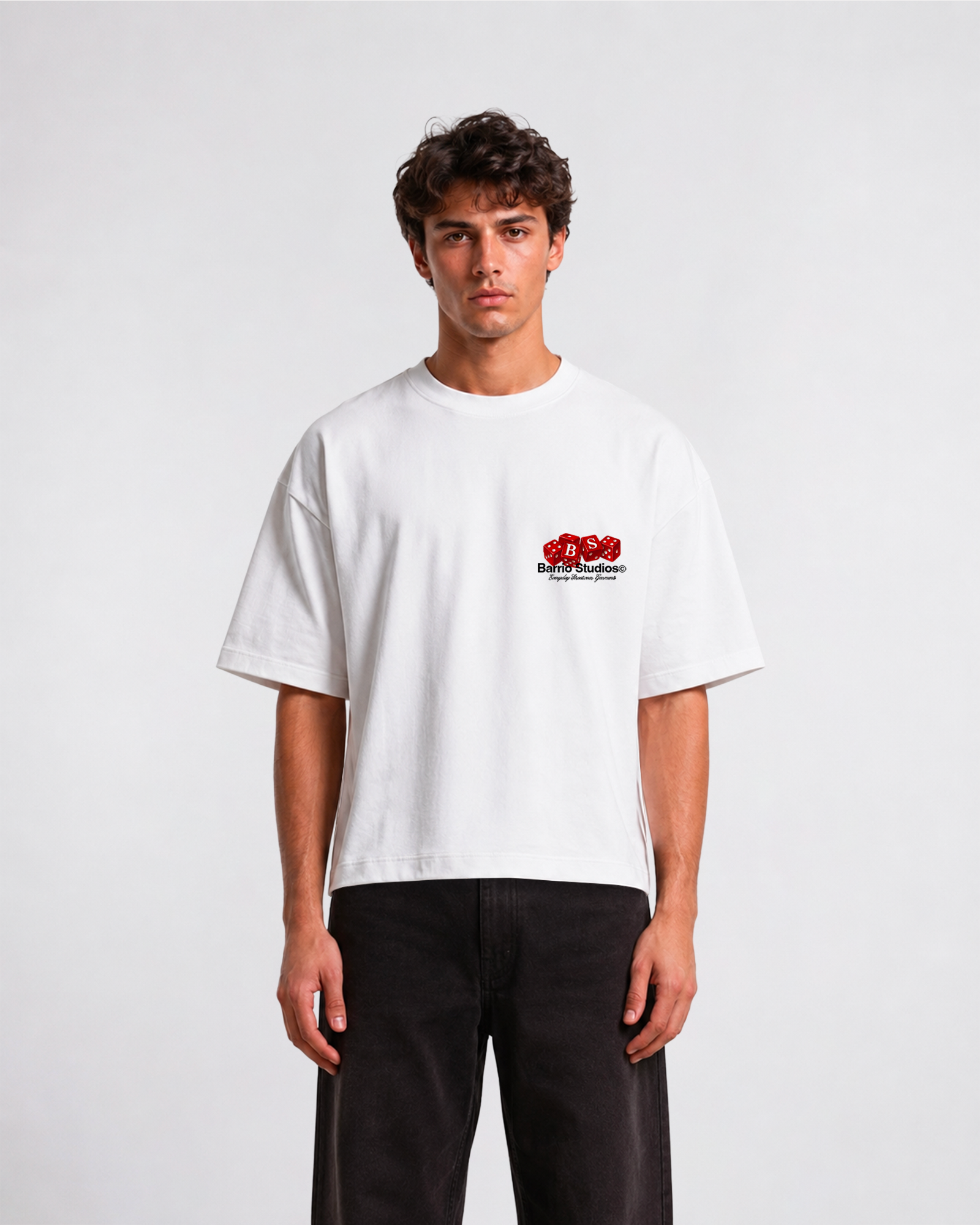 Barrio Studios - Dices boxy tee bianco