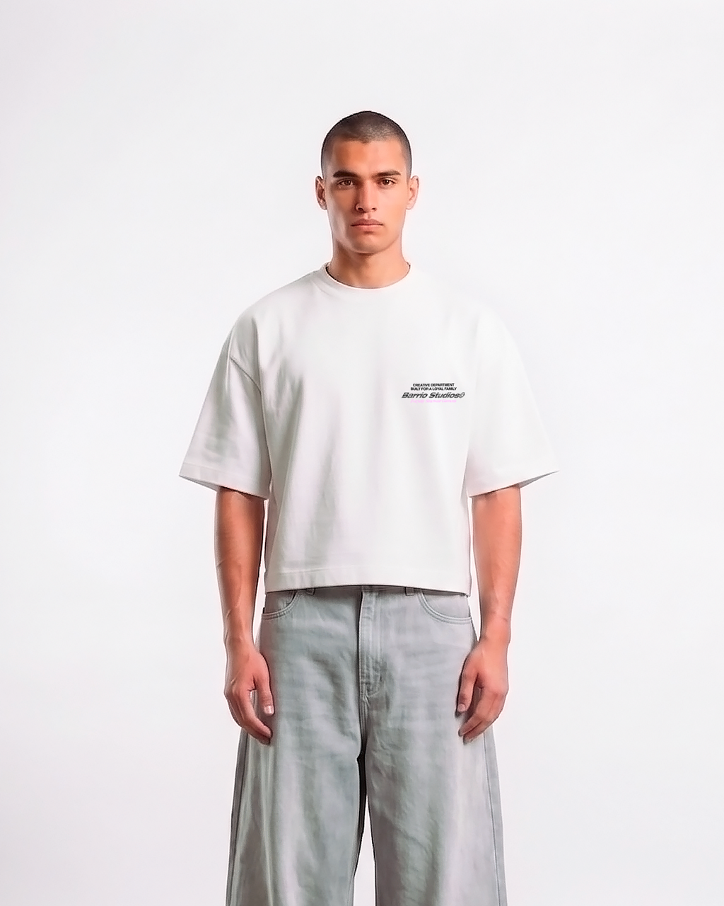 Barrio Studios - Chrome logo boxy tee bianco