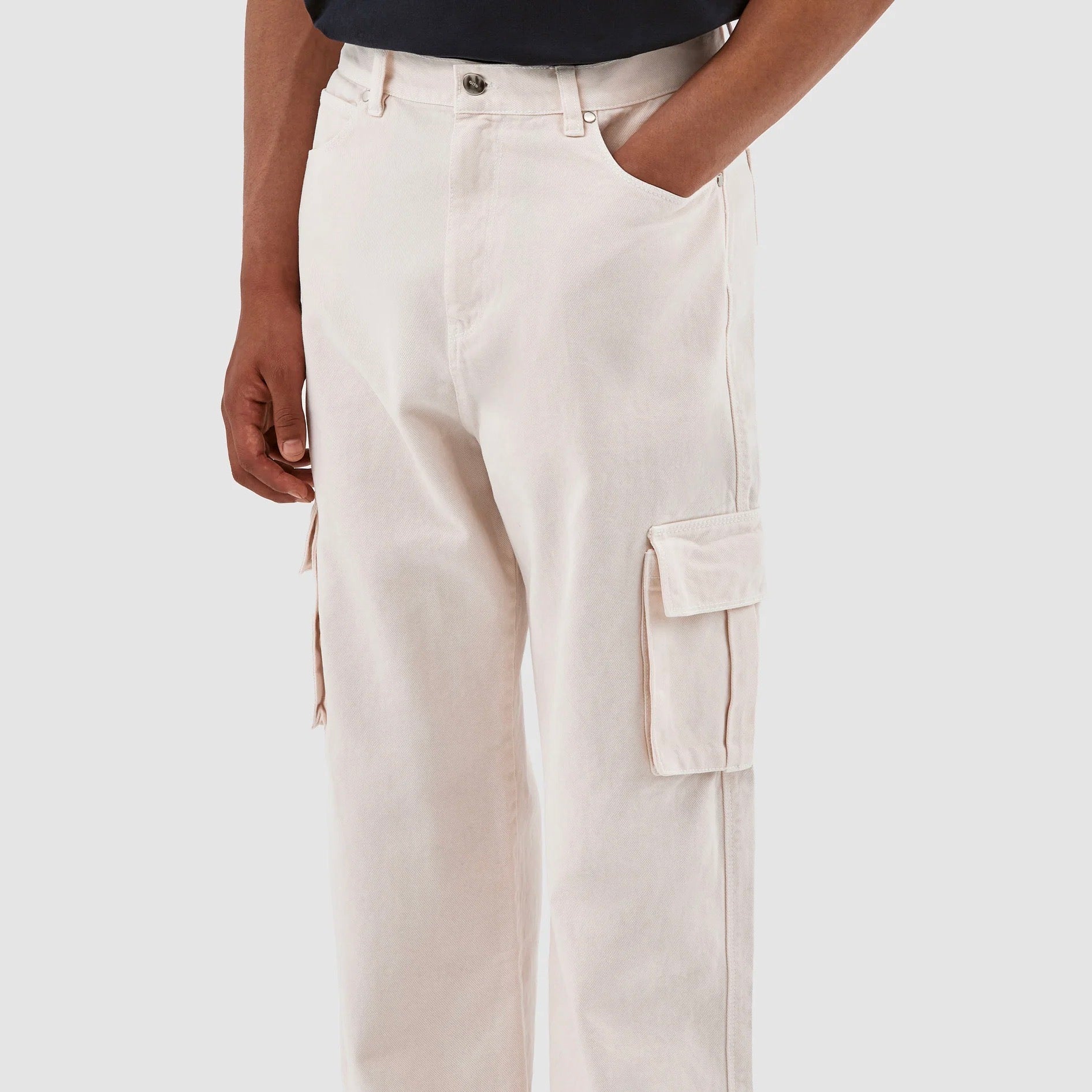 ARTE ANTWERP - DOUBLE POCKET PANTS CREAM